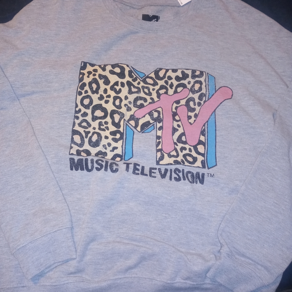 NWT MTV sweatshirt